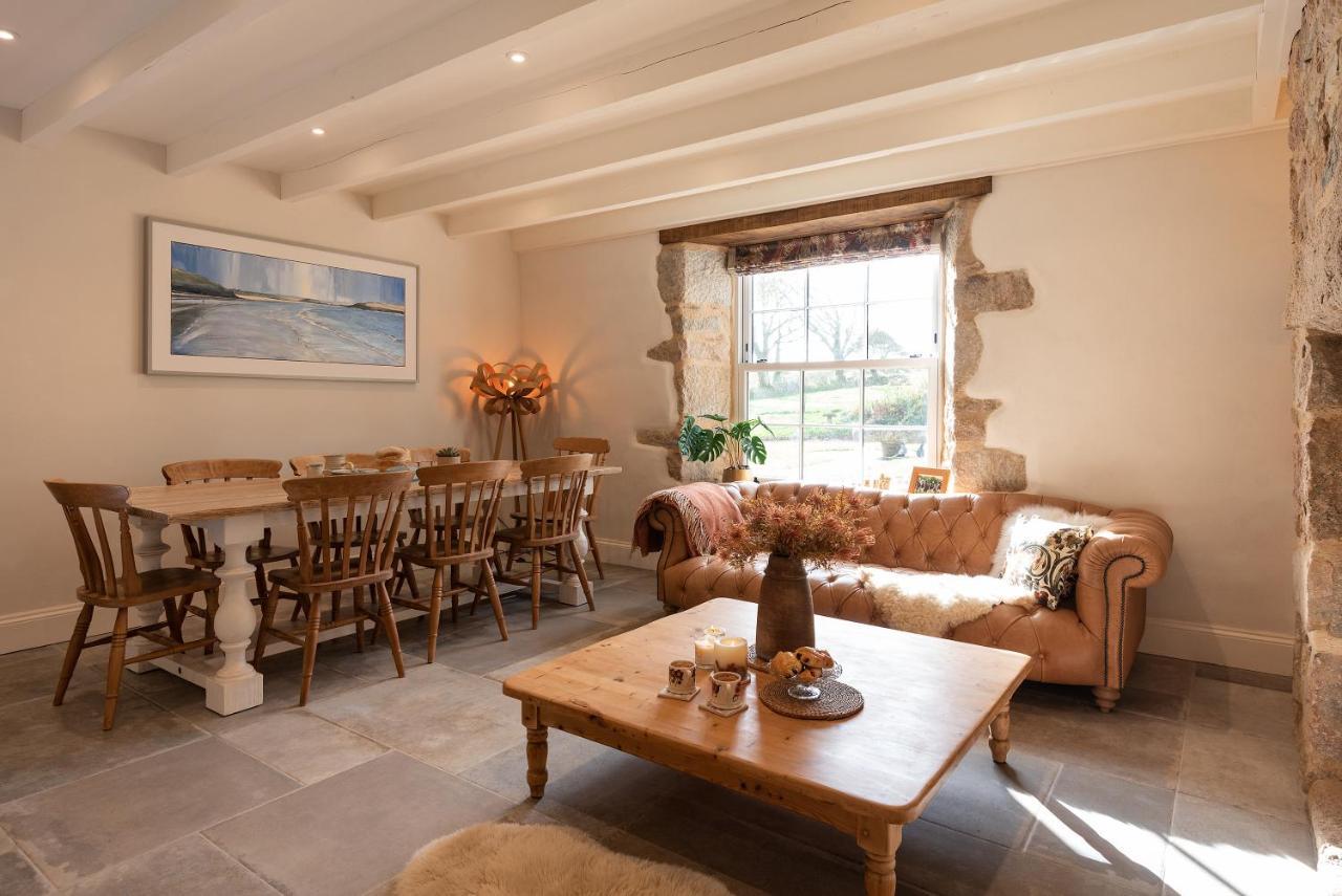 Bed and Breakfast Trevidgeowe Farmhouse à Bodmin Extérieur photo